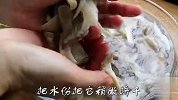 我家最爱这样炒蘑菇，特点太费米饭，简单实用的一道快手菜