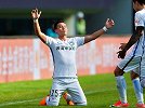 3-0！阿奇姆彭强突制造定位球 买提江圆月斩直奔死角破门
