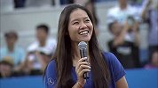 网球-14年-李娜现身武网赛场 长发飘飘武汉话送老乡-新闻