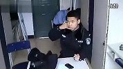 看看警官学院里不务正业的2B青年