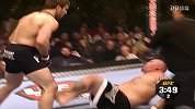 UFC-18年-依旧战斗在一线的他！13年前已是UFC重量级冠军！-精华