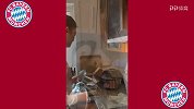 德甲-1718赛季-来自拜仁第一人的问候！王飞亲煮腊八粥祝福中国球迷