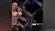 谁怂谁是孙子！UFC麦克斯与对手正面对拳