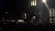 欧冠-1617赛季-200人场外集体反对温格 标语抗议让他滚-专题