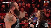 WWE-18年-RAW第1329期：怪兽苦寻科尔宾大闹擂台 没想到大公主来了-花絮
