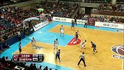 CBA-1415赛季-常规赛-第11轮-北京队前场空中接力 莫里斯双手暴扣得分（北京vs四川）-花絮