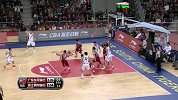 CBA-1415赛季-常规赛-第18轮-董瀚麟篮下强攻又吃了约翰逊大帽(广东vs浙江)-花絮