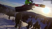 Ronnie Renner越野摩托车雪地狂飙 上演冬日速度与激情