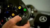 F1方向盘科技 迈凯轮工程师讲解F1方向盘演变