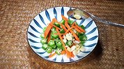 春季吃什么菜最好，春季吃凉拌秋葵最好