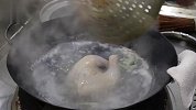 这才是白斩鸡的正确做法，厨师长让你在家就能做白斩鸡，鲜嫩无比