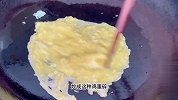 每次做这个水煎包，2锅不够吃，又脆又香，孩子说比肉的都好吃