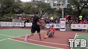 街球-14年-TFB扣篮联盟：TFB神人极限飞跃 带你领略飞翔的感觉！-专题
