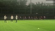集结号！国足现身广西体育中心训练场 积极备战中国杯