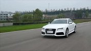 够快够豪华 PPTV汽车试驾奥迪RS7 Sportback