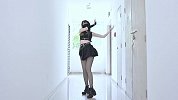 美女翻跳《come see me》 画面太养眼了