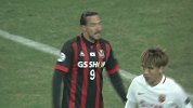 亚冠-17赛季-胡尔克世界波贺惯染红   上港客场1:0首尔FC-新闻