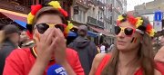 比利时女球迷不小心竟说成法国赢 反应过来后不禁捂嘴！