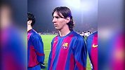 2004年的今天梅西完成欧冠首秀 那时的球王还那么青涩