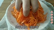 粉蒸胡萝卜好吃有窍门，学会这样做，不坨不粘连，香甜又软糯
