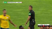 第17分钟柏林赫塔球员米特尔施泰特乌龙球 布伦瑞克2-0柏林赫塔