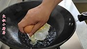 香菇这样做比肉还香，加2个鸡蛋，简单一炒，营养美味，好吃又下饭