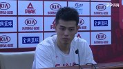 三分8中0状态低迷！方硕：欧洲篮球的打法让我们很别扭