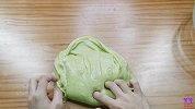 百变表情彩色泥，剪开混合出一种高级灰绿色史莱姆，好解压无硼砂