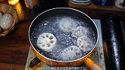 藕片焯水在几分钟可以熟，藕片焯水后像我这样煮3分钟就能熟
