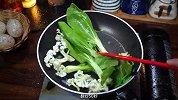 炒青菜怎么炒才好吃，简单又好吃的花菜炒青菜，清爽开胃