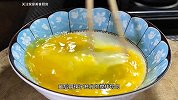 吃剩下的馒头，加2个鸡蛋，出锅就是一道美食