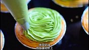 圣诞草莓塔，最简单的甜品，零基础也能一次成功，可爱又好吃