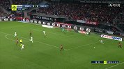 下半场补时第2分钟雷恩球员卡马文加射门 - 打偏