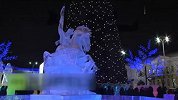 旅游-150109-俄罗斯冰雕：记录二战的回忆