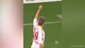 克罗斯刚出道时标志远射 球速不快就是飘