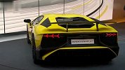 汽车-兰博基尼Aventador SV世界首演