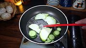佛手怎么吃，简单又好吃的佛手炒黄瓜，清脆爽口