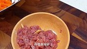 越是简单的家常菜孩子越爱吃，就像这道“香菇炒肉丝”，经常光盘