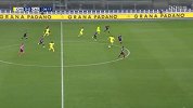 第7分钟切沃球员梅乔里尼射门