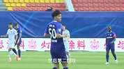 蒋圣龙：自己表现刚好及格 防守是全队团结的结果