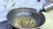 雪菜炒毛豆的家常简单做法，营养开胃下饭入味，全家都爱吃