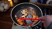 鸡胸肉怎么炒好吃又嫩，简单又好吃的香辣鸡胸肉，超级下饭