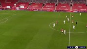 下半场补时第3分钟曼联球员马塔射门 - 打偏