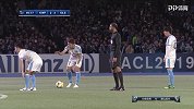 第88分钟川崎前锋球员胁坂泰斗射门