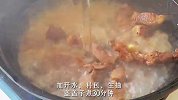 暖乎乎的又是一锅，番茄牛腩，绝对是下饭神菜，和米饭拌一拌