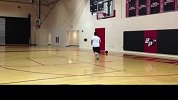 街球-13年-实战必学！库里胯下后转身运球过人-专题