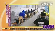 中学老师安排学习较差学生在教室外考试