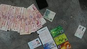 枕头下8万元不翼而飞 竟是瘾君子爬进了房间