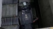 湖州一司机坠入立体停车库死亡 车库供应商否认设备故障