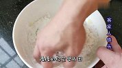 用一个土豆做早餐，口感好味道香，简单还便宜，一家人吃好又吃饱